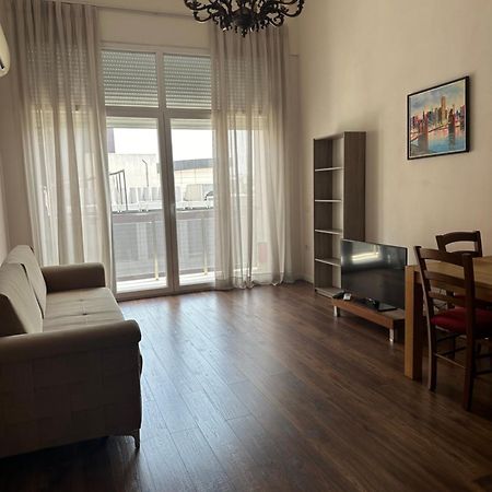 Ambassador Tirana Apartment ภายนอก รูปภาพ