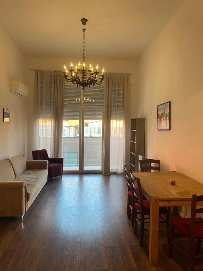 Ambassador Tirana Apartment ภายนอก รูปภาพ